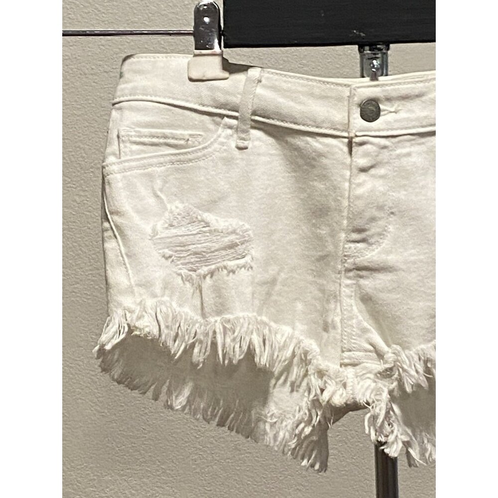 Hollister Low-Rise Short Short Women/ Junior Size 1 (28X2” measured)  Shorts - Picture 2 of 10